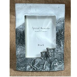 Vintage Mountain Lion Cougar And Baby Cub Resin Picture Frame Wild Cat NO GLASS